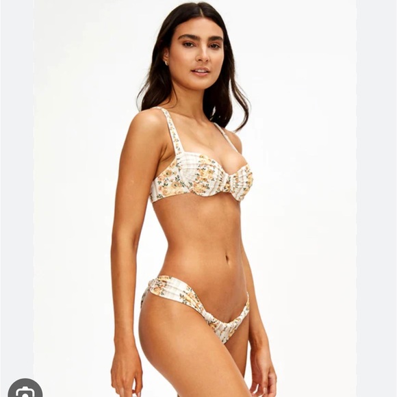 Capittana Floral Bikini Set - Picture 3 of 6